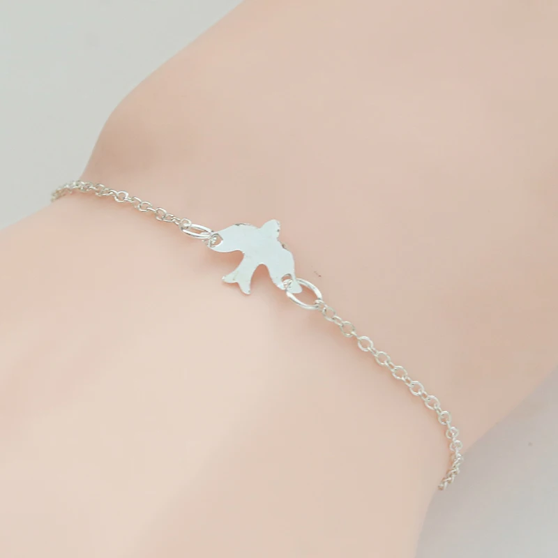 Simple Fashion Peace Dove Charms Bracelet Lovely Gold Silver Metal Tiny Baby Bird Bracelets Bangles For Women Girls Pulseira
Simple Fashion Peace Dove Charms Bracelet Lovely Gold Silver Metal Tiny Baby Bird Bracelets Bangles For Women Girls Pulseira