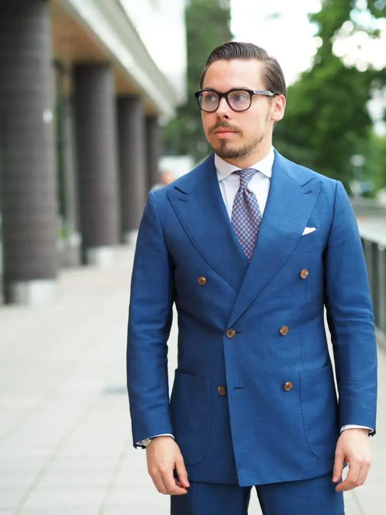 Latest Coat Pant Designs navy blue double-breasted peaked lapel tuxedos formal men suit for business street wedding jacket+pants
Latest Coat Pant Designs navy blue double-breasted peaked lapel tuxedos formal men suit for business street wedding jacket+pants