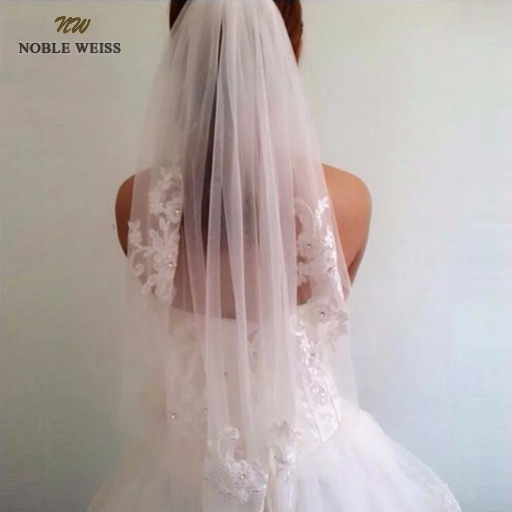 NOBLE WEISS In Stock Short One Layer waist length beaded Diamond appliqued white or ivory wedding veil bridal veils
NOBLE WEISS In Stock Short One Layer waist length beaded Diamond appliqued white or ivory wedding veil bridal veils