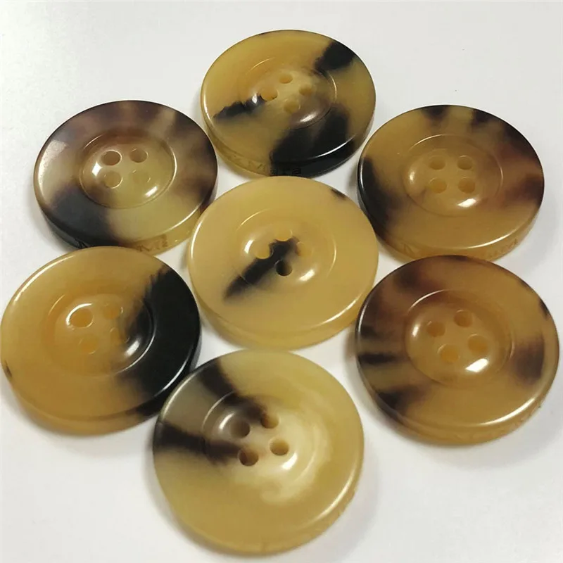 Hot 2Pcs Natural Fashhion Buttons Sewing Craft DIY Shirt Jacket Backpack Woollen Windbreaker Coat Buttons Sewing Tools Xmas Gift
Hot 2Pcs Natural Fashhion Buttons Sewing Craft DIY Shirt Jacket Backpack Woollen Windbreaker Coat Buttons Sewing Tools Xmas Gift
