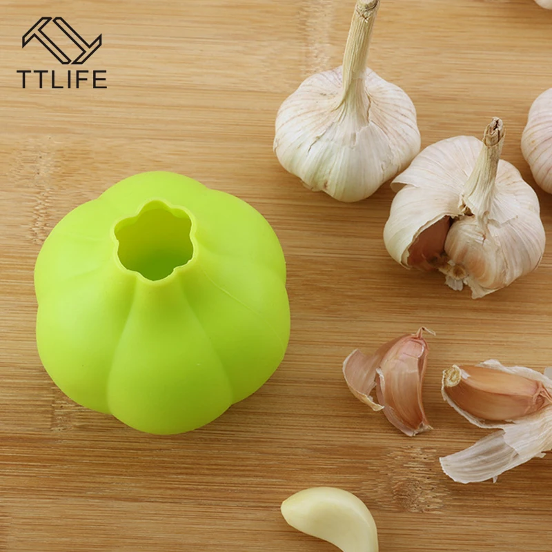 TTLIFE Creative Garlic Peeling Device Practical Silicone Garlic Peeler Household Food Grade Garlic Stripper Kitchen Tools
TTLIFE Creative Garlic Peeling Device Practical Silicone Garlic Peeler Household Food Grade Garlic Stripper Kitchen Tools