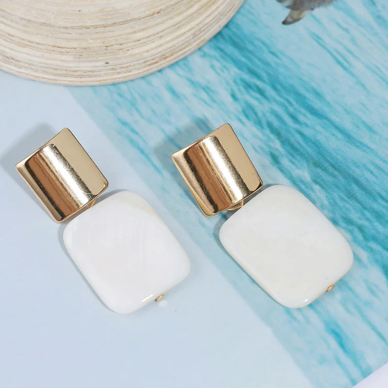 Bohemian Shell White Cute Geometric Drop Earrings For Women Fashion Square Metal Summer Hanging Earring Korean Jewelry Gift
Bohemian Shell White Cute Geometric Drop Earrings For Women Fashion Square Metal Summer Hanging Earring Korean Jewelry Gift