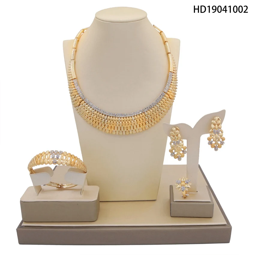 Yulaili New Gold Silver Color Round Neck Four-Layer Small Leaf Shape Necklace Earrings Jewelry Set For Women Wedding
Yulaili New Gold Silver Color Round Neck Four-Layer Small Leaf Shape Necklace Earrings Jewelry Set For Women Wedding