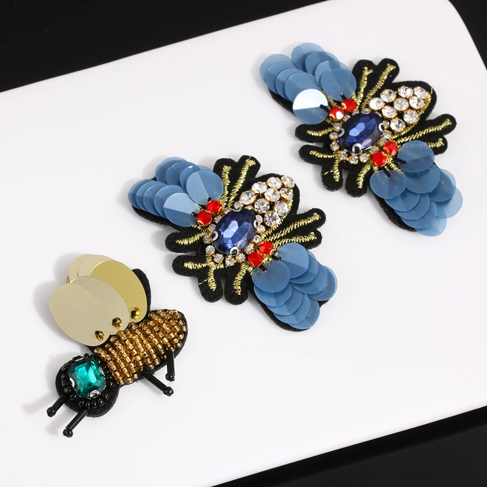 1PC Fashion Bling Bees Pattern Rhinestone Beaded Sequin Patch Handmade Clothes Embroidery Crystal Applique Sew on Patch Apparel
1PC Fashion Bling Bees Pattern Rhinestone Beaded Sequin Patch Handmade Clothes Embroidery Crystal Applique Sew on Patch Apparel