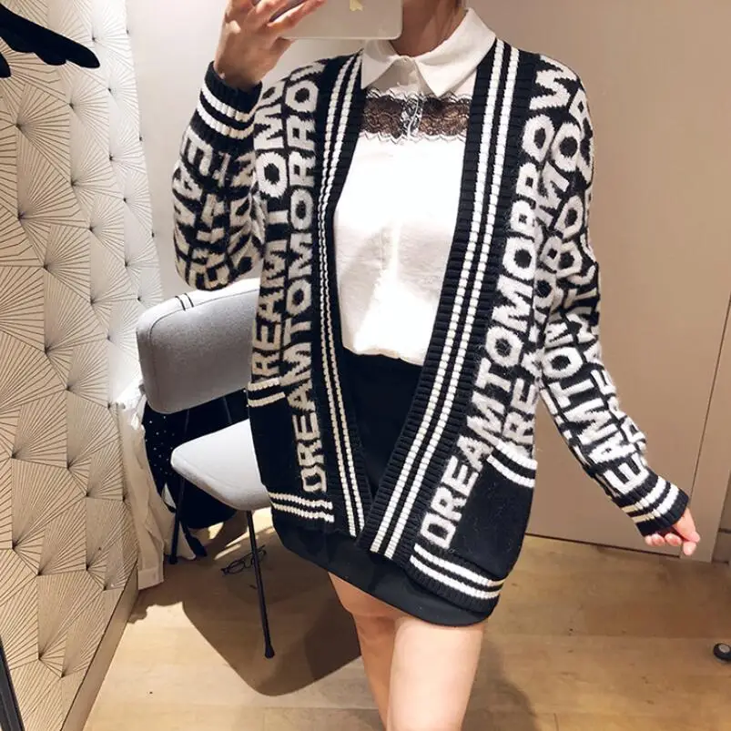 New 2018 Autumn Winter Women Sweaters Cardigans French Style Casual Letter Jacquard Knitting Clothes
New 2018 Autumn Winter Women Sweaters Cardigans French Style Casual Letter Jacquard Knitting Clothes
