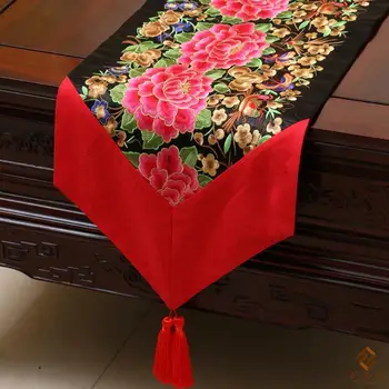 Luxury Fine Embroidered Patchwork Dinner Party Table Runner Chinese style High End Silk Brocade Decoration Table Cloth
Luxury Fine Embroidered Patchwork Dinner Party Table Runner Chinese style High End Silk Brocade Decoration Table Cloth