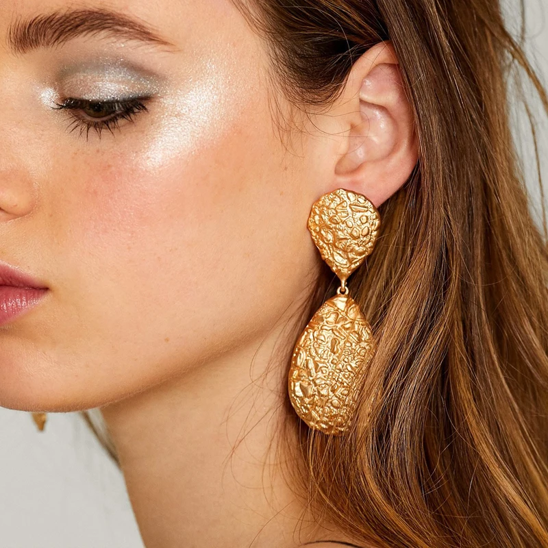 JUJIA ZA design Trend fashion hot sale women simple vintage statement Earrings for women jewelry ZA EARRINGS
JUJIA ZA design Trend fashion hot sale women simple vintage statement Earrings for women jewelry ZA EARRINGS