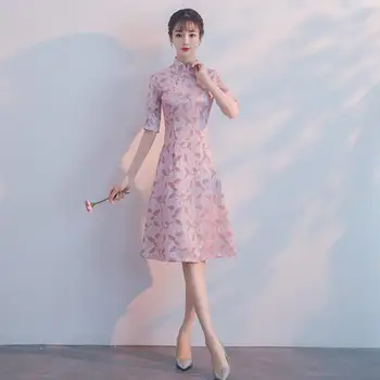 2020 New Girl's Short Lace Sweet Cheongsam Slim Sexy Party Prom Qipao Mandarin Collar Flower Elegant Chinese Women Dress S-XXL
2020 New Girl's Short Lace Sweet Cheongsam Slim Sexy Party Prom Qipao Mandarin Collar Flower Elegant Chinese Women Dress S-XXL