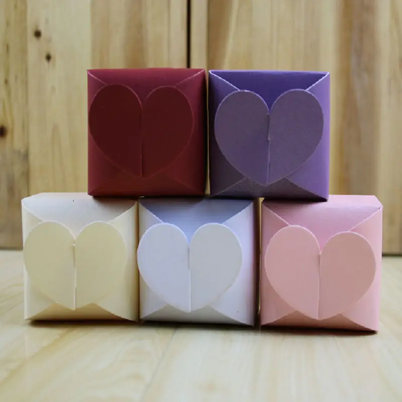 Wholesale Hot Sale 100pcs colors Love heart Candy Box Pink,Purple,White,Red Wedding Party Favors Candy Boxes Gifts Free Shipping