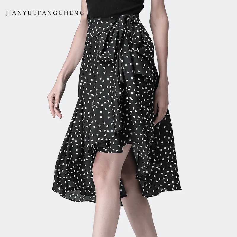 Fashion Chiffon Polka Dots Print Pleated Skirts Irregular Length High Waist A-Line Lace-Up Bow-knot Plus Size Female Midi Skirt
Fashion Chiffon Polka Dots Print Pleated Skirts Irregular Length High Waist A-Line Lace-Up Bow-knot Plus Size Female Midi Skirt
