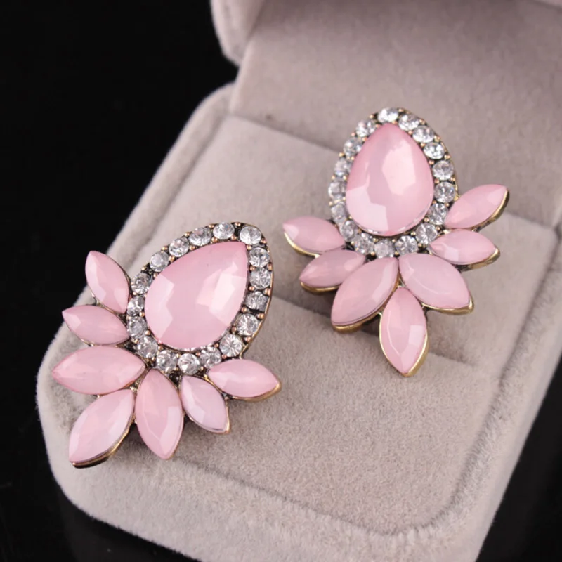 New Fashion Top Popular Earrings Zircon Water Drop Long Earrings for Women Party Earrings 6 Color Shipping Agent
New Fashion Top Popular Earrings Zircon Water Drop Long Earrings for Women Party Earrings 6 Color Shipping Agent