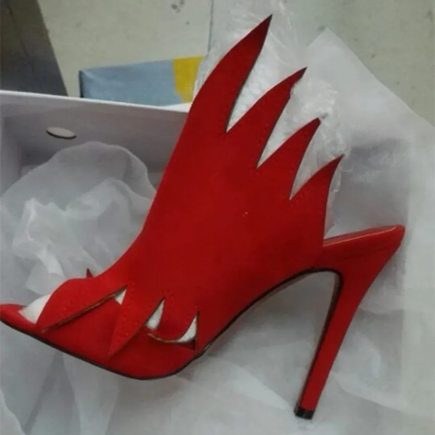 Newest Red Suede Leather Slingback Women Slippers Flame Platform High Heels Sandals!
Newest Red Suede Leather Slingback Women Slippers Flame Platform High Heels Sandals!