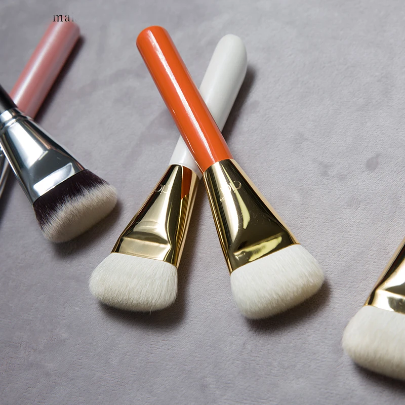 Professional Makeup Brushes Sokouhou Goat Hair Synthetic Multi-task Contour Blush Highlighter Foundation Brush Make Up Brush
Professional Makeup Brushes Sokouhou Goat Hair Synthetic Multi-task Contour Blush Highlighter Foundation Brush Make Up Brush
