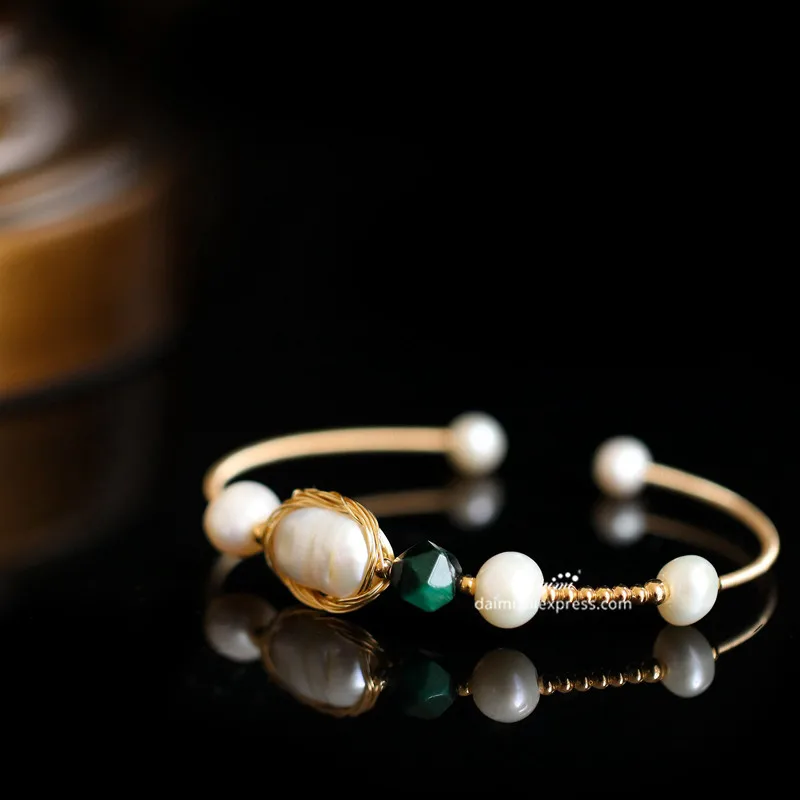 DAIMI Simple Natural Pearl Bangle Female Hand Jewelry Handmade Gemstone Bracelet Bangles Designer Jewelry For Women
DAIMI Simple Natural Pearl Bangle Female Hand Jewelry Handmade Gemstone Bracelet Bangles Designer Jewelry For Women