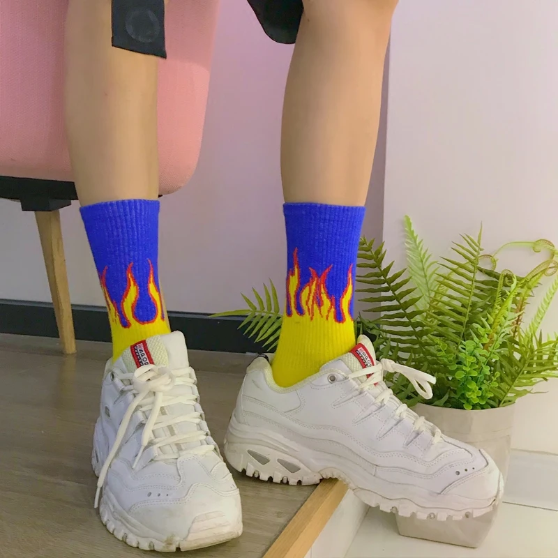 New Men's Colorful Flame Fire Pattern Cotton Socks Harajuku Firewood Skateboard Hip Hop Fashion Cool Unisex Crew Socks
New Men's Colorful Flame Fire Pattern Cotton Socks Harajuku Firewood Skateboard Hip Hop Fashion Cool Unisex Crew Socks