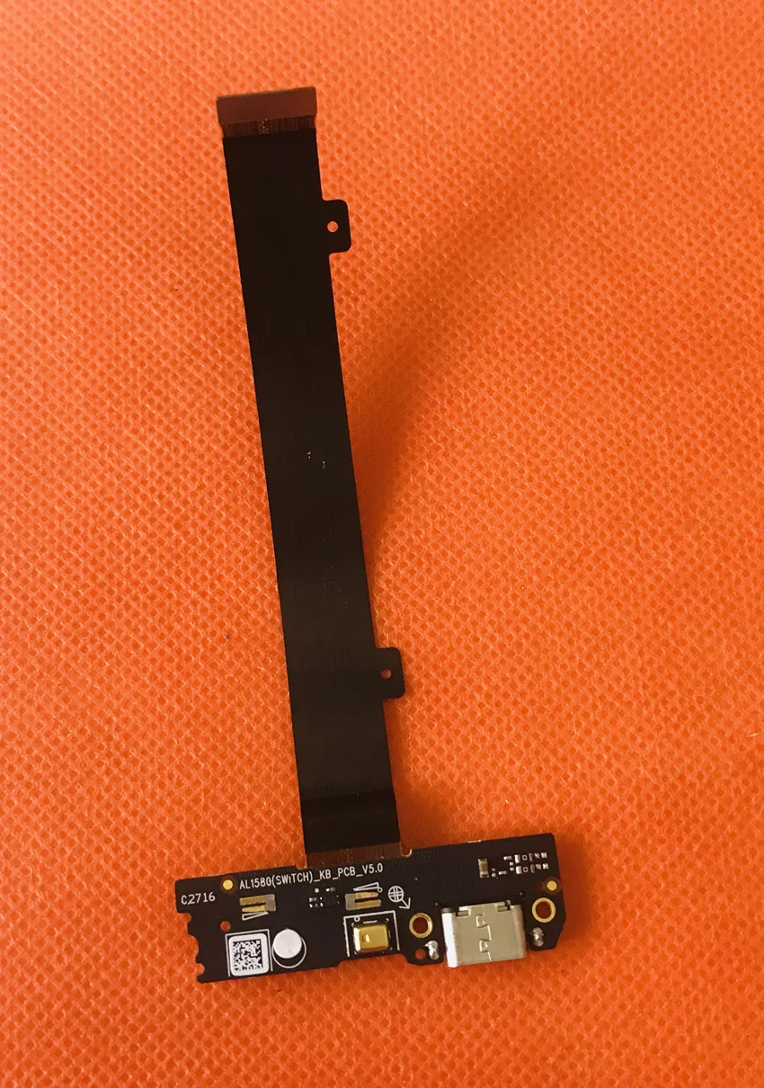 Used Original USB Plug Charge Board For Letv LeEco Le 2 X620 Deca Core 5.5inch FHD Free shipping
Used Original USB Plug Charge Board For Letv LeEco Le 2 X620 Deca Core 5.5inch FHD Free shipping