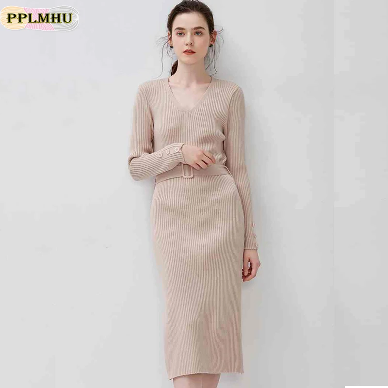 Women Elegant V-Neck Long Knitted Dress Street Wear Button Long Sleeve Sweater Dress Warm Autumn Winter Thick Bodycon Dress 2018
Women Elegant V-Neck Long Knitted Dress Street Wear Button Long Sleeve Sweater Dress Warm Autumn Winter Thick Bodycon Dress 2018