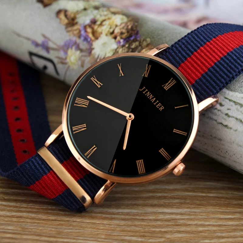 Hot fashion creative watch ladies men's quartz watch 2019 brand unique dial design lovers' watches for Christmas gifts
Hot fashion creative watch ladies men's quartz watch 2019 brand unique dial design lovers' watches for Christmas gifts