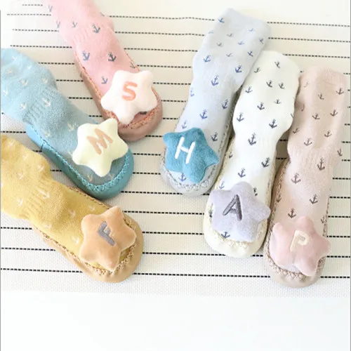 Winter new boys girls baby terry thickened cartoon baby socks non-slip socks socks children floor socks
Winter new boys girls baby terry thickened cartoon baby socks non-slip socks socks children floor socks