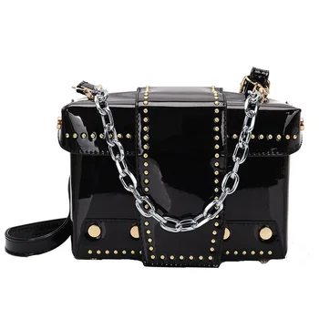 cover solid women shoulder bags fashion leather chains crossbody bags box green silver quality rivet handbags hard messenger bag 
cover solid women shoulder bags fashion leather chains crossbody bags box green silver quality rivet handbags hard messenger bag