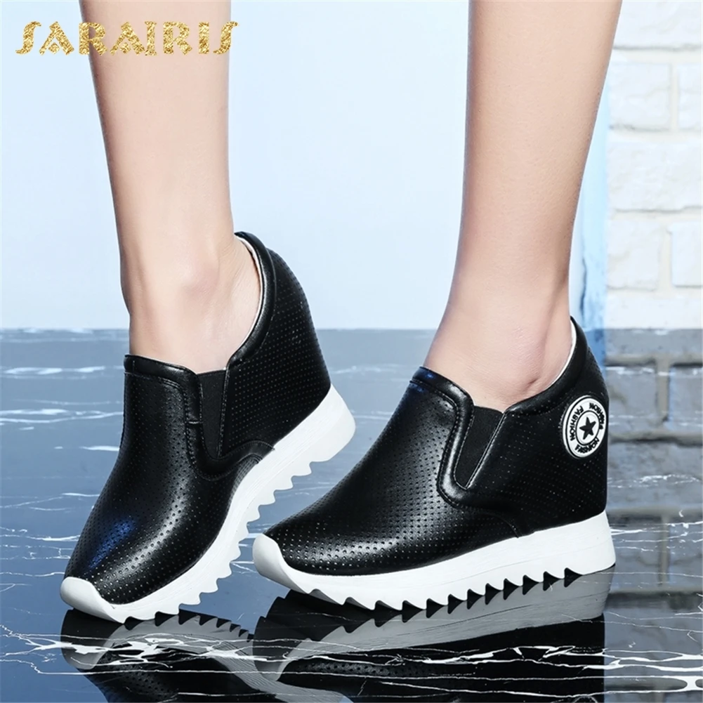 SARAIRIS 2018 Genuine Leather Cow Leather Elastic Band Shoes Woman Platform Increasing Heels Sneaker Vulcanize Woman Shoes
SARAIRIS 2018 Genuine Leather Cow Leather Elastic Band Shoes Woman Platform Increasing Heels Sneaker Vulcanize Woman Shoes