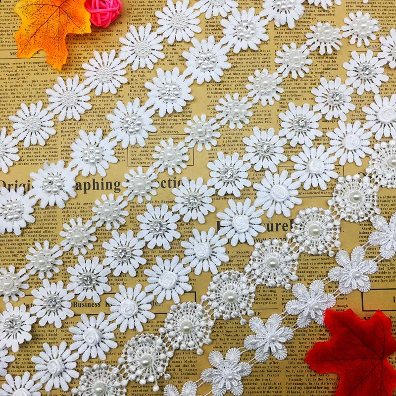 1 Yd Soluble Daisy Flowers Pearl Lace Trim Rhinestones Edge Ribbon Beaded Sewing Craft For Headband Hat Wedding Dress Decoration
1 Yd Soluble Daisy Flowers Pearl Lace Trim Rhinestones Edge Ribbon Beaded Sewing Craft For Headband Hat Wedding Dress Decoration