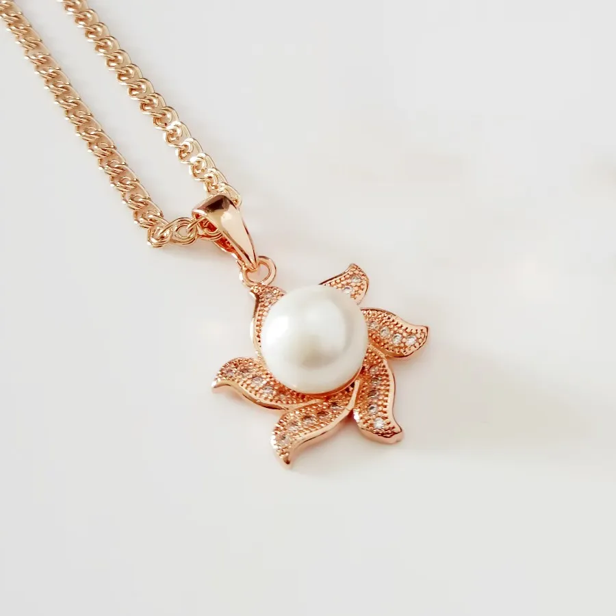Women Pendant 2018 New Pendant Round Jewelry Rose 585 Gold Color Jewelry Luxury Simulated-pearl Necklace Pendants
Women Pendant 2018 New Pendant Round Jewelry Rose 585 Gold Color Jewelry Luxury Simulated-pearl Necklace Pendants