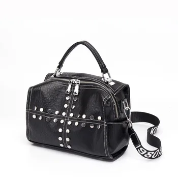 Crossbody Bags for Women Rivet Black Handbag Tote Soft Leather Shoulder Bag New 2019 Luxury Handbags Women Bags Designer
Crossbody Bags for Women Rivet Black Handbag Tote Soft Leather Shoulder Bag New 2019 Luxury Handbags Women Bags Designer