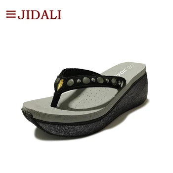 Jidali Fashion Wedge Women Flip Flops Platform Ladies Shoes High Eva Rivets Bling Outside Sport Grey Sandals Summer Size 35-39
Jidali Fashion Wedge Women Flip Flops Platform Ladies Shoes High Eva Rivets Bling Outside Sport Grey Sandals Summer Size 35-39