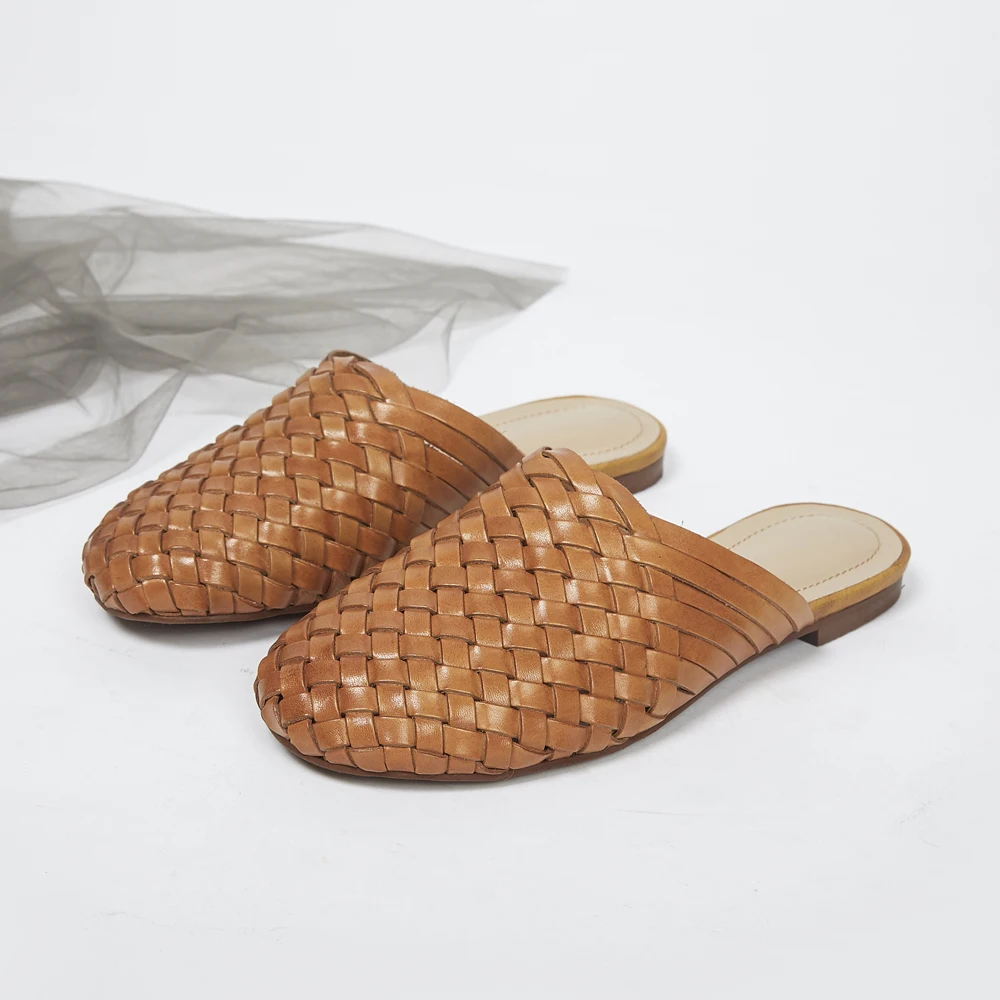 Shoes female 2019 summer new wave leather hand-woven vintage baotou word flat flat bottom outdoor sandals and slippers
Shoes female 2019 summer new wave leather hand-woven vintage baotou word flat flat bottom outdoor sandals and slippers
