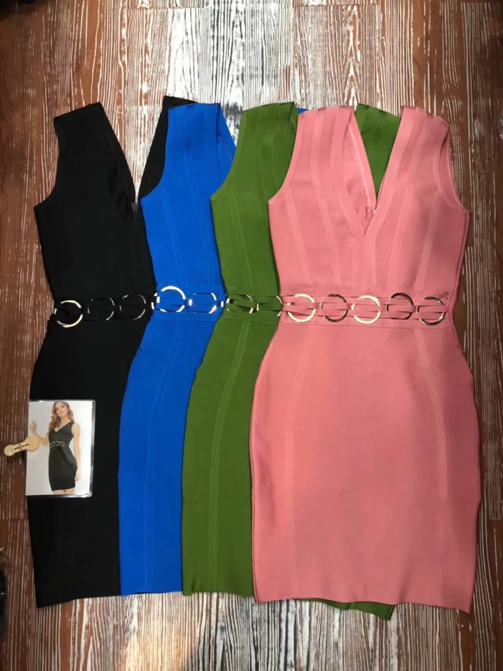 Sexy Dress Club Wear Party Dress New Sleeveless Black Blue Green Pink Circle Sequin Mini Women Bandage Dresses Bodycon Vestidos
Sexy Dress Club Wear Party Dress New Sleeveless Black Blue Green Pink Circle Sequin Mini Women Bandage Dresses Bodycon Vestidos