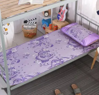 2019 Home Breathable Ice Silk Sleeping Crib Mattress Mat 2pcs Summer Cool Pad with Pillow Family Bedding Sets
2019 Home Breathable Ice Silk Sleeping Crib Mattress Mat 2pcs Summer Cool Pad with Pillow Family Bedding Sets