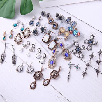 KISS ME Crystal Resin Geometric Stars Insect Drop Earrings 2018 New Cheap Party Earrings for Women Fashion Jewelry
KISS ME Crystal Resin Geometric Stars Insect Drop Earrings 2018 New Cheap Party Earrings for Women Fashion Jewelry