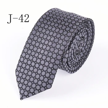 5cm Stylish skinny narrow tie men high quality woven tie with unique dots pattern
5cm Stylish skinny narrow tie men high quality woven tie with unique dots pattern