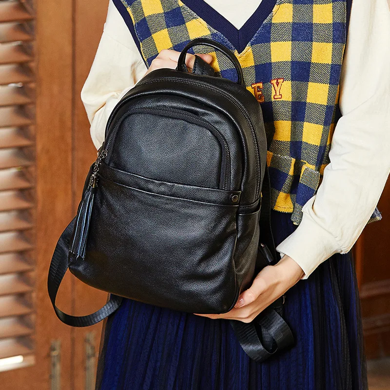 2018 Tassel Anti Theft Cow Leather Backpack Women Black Backpack Business Female Shoulder Bag High Quality Woman Back Pack
2018 Tassel Anti Theft Cow Leather Backpack Women Black Backpack Business Female Shoulder Bag High Quality Woman Back Pack