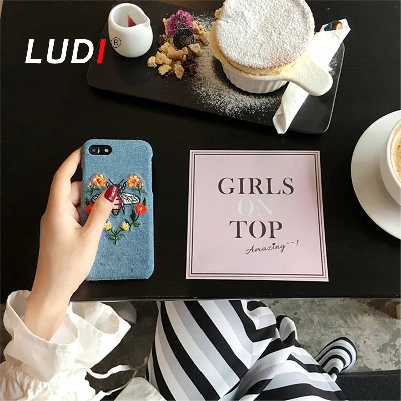 LUDI Europe Spring New Embroidery Bee Denim Case for iPhone X 8 7 7plus Phone Case for iPhone 6 6s 6plus 6splus From Ludi
LUDI Europe Spring New Embroidery Bee Denim Case for iPhone X 8 7 7plus Phone Case for iPhone 6 6s 6plus 6splus From Ludi