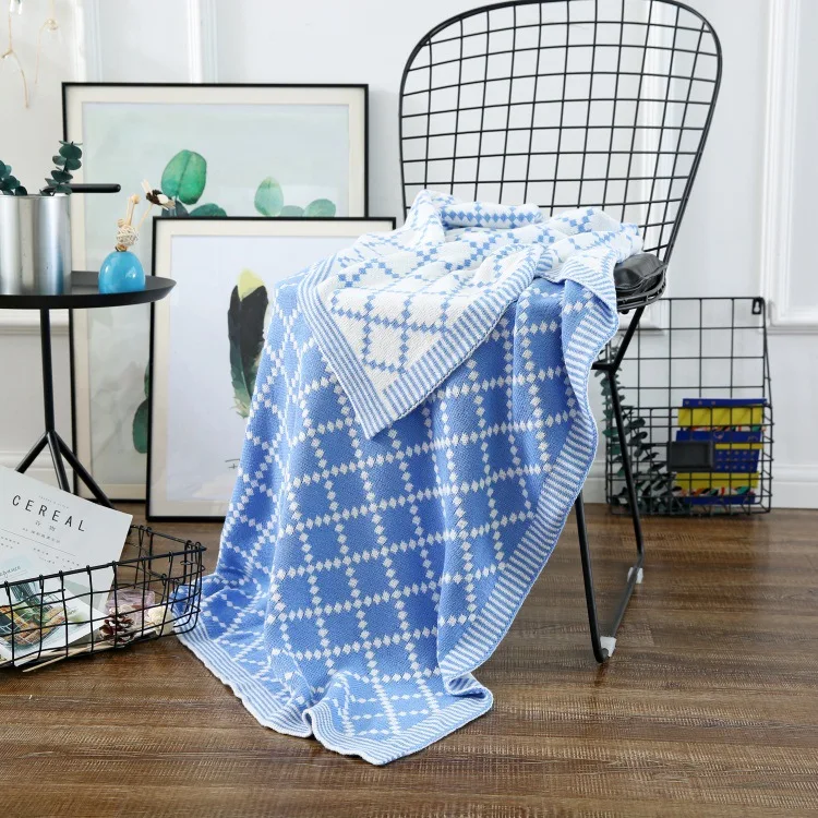 Knitted Blanket 1pc Yarn Knit Casual Decorative Fringe Blanket Close-fitting Blanket
Knitted Blanket 1pc Yarn Knit Casual Decorative Fringe Blanket Close-fitting Blanket