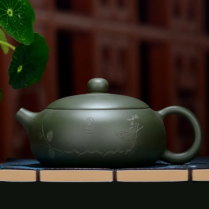 280ML Yixing Purple Clay Teapot Vintage Drinkware Health Raw Ore Min Guo Green Mud Bian Xishi Pot Office Tea Ceremony Tea Kettle
280ML Yixing Purple Clay Teapot Vintage Drinkware Health Raw Ore Min Guo Green Mud Bian Xishi Pot Office Tea Ceremony Tea Kettle