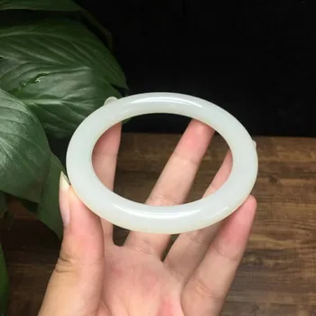 J64#Hetian jade white jade bracelet, jade quality and delicate structure tight
J64#Hetian jade white jade bracelet, jade quality and delicate structure tight