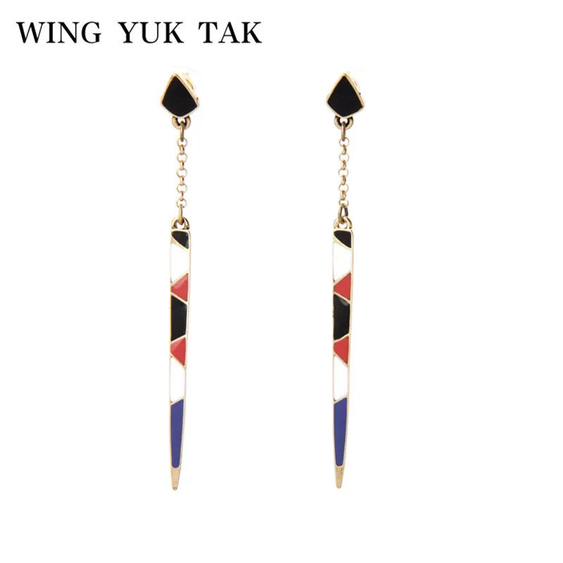 wing yuk tak Fashion Romantic Women Brand Jewelry Triangle Long Colorful Enamel Strip Drop Earrings For Women Factory Wholesale
wing yuk tak Fashion Romantic Women Brand Jewelry Triangle Long Colorful Enamel Strip Drop Earrings For Women Factory Wholesale