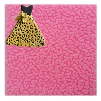 Leopard Lace Silicone Mold Handmade Embossed Fondant Cake Decor Molds DIY Chocolate Candy Cookie Sugar Craft Mould Baking Tool
Leopard Lace Silicone Mold Handmade Embossed Fondant Cake Decor Molds DIY Chocolate Candy Cookie Sugar Craft Mould Baking Tool