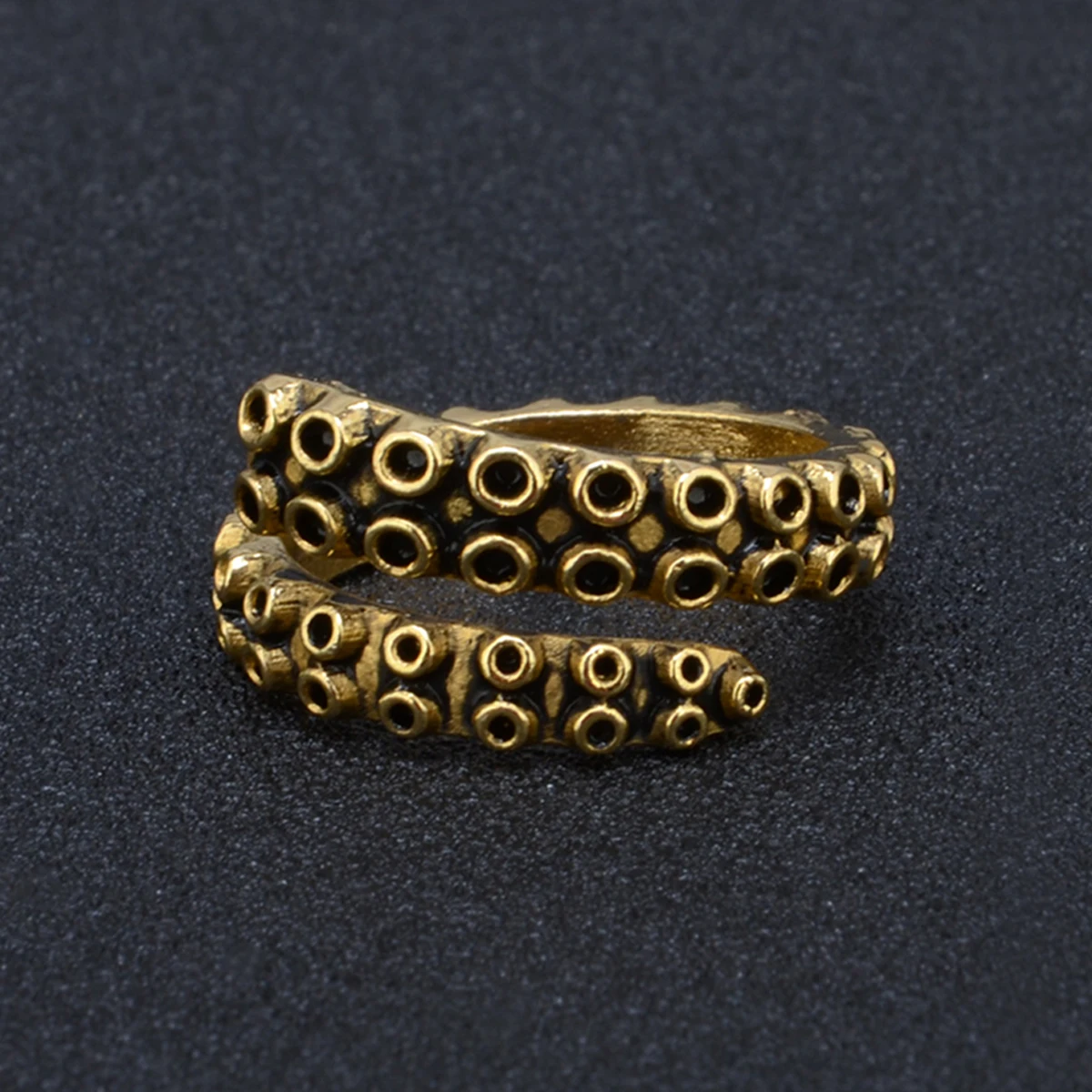 Shellhard Antique Gold Octopus Rings Unisex Stainless Steel Rock Mens Squid Tentacle Wrap Ring Adjustable Size Patry Jewelry
Shellhard Antique Gold Octopus Rings Unisex Stainless Steel Rock Mens Squid Tentacle Wrap Ring Adjustable Size Patry Jewelry