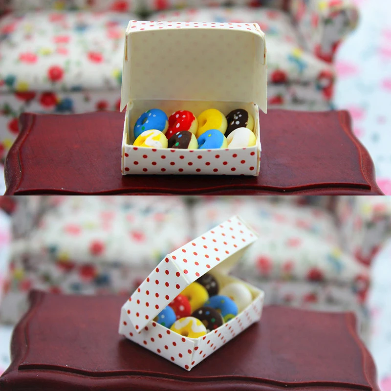 Hot Sale Miniature 1 Box of Mini Donut Resin Mini Toy High Quality Handmade Dollhouse Accessories Decoration 1:12 Toys Bauble
Hot Sale Miniature 1 Box of Mini Donut Resin Mini Toy High Quality Handmade Dollhouse Accessories Decoration 1:12 Toys Bauble