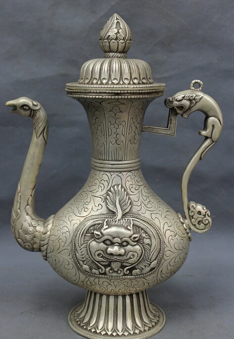 USPS to USA S1500 13" Tibet Silver Auspicious Wealth Dragon Phoenix Head Statue Wine Pot Teapot B0401
USPS to USA S1500 13" Tibet Silver Auspicious Wealth Dragon Phoenix Head Statue Wine Pot Teapot B0401