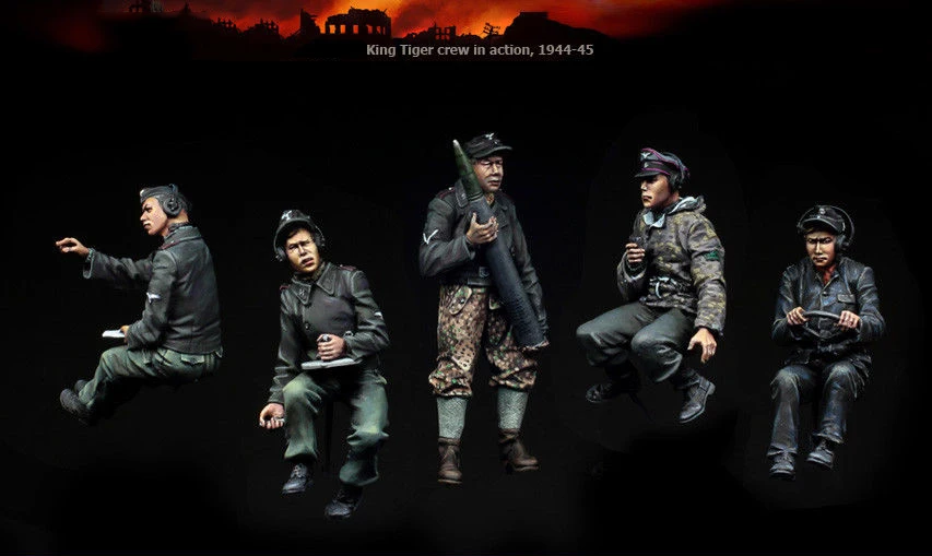 King Tiger Crew in Action 1944-45 (5 figures)