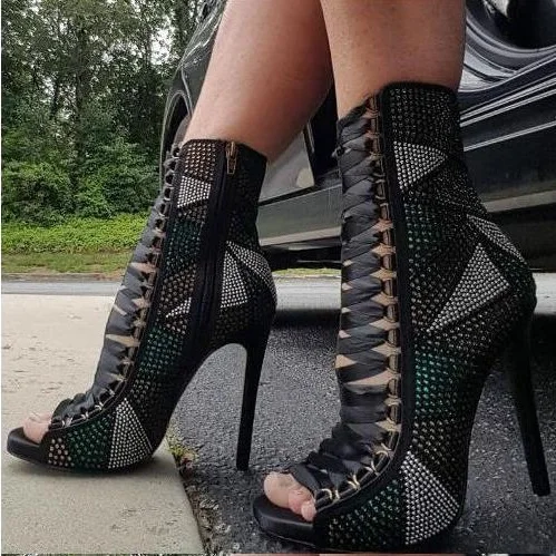 Hot Sexy Woman Peep Toe Cross Lace Up Cuts Out Zipper Back Thin Heels Geometry Patchwork Diamond Crystal Short Boots Lady
Hot Sexy Woman Peep Toe Cross Lace Up Cuts Out Zipper Back Thin Heels Geometry Patchwork Diamond Crystal Short Boots Lady