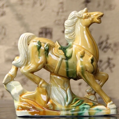 A modern Home TV CaiMa ceramic horse ornaments bajunma Home Furnishing living room decorations gifts crafts ornaments
A modern Home TV CaiMa ceramic horse ornaments bajunma Home Furnishing living room decorations gifts crafts ornaments