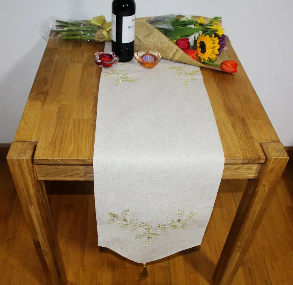 Hot Selling Elegant Design Polyester Embroidery Table Runner poly linen Embroidered Floral with tassel 33X178CM
Hot Selling Elegant Design Polyester Embroidery Table Runner poly linen Embroidered Floral with tassel 33X178CM