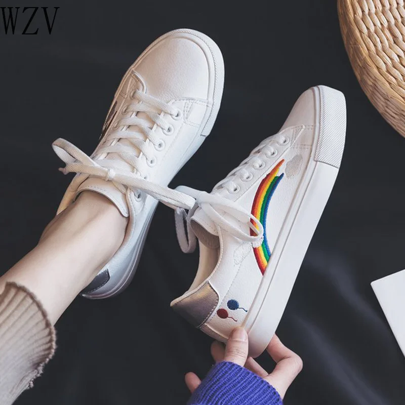 2019 Spring Summer New Sneakers Shoes Women Casual Flats Rainbow Lace-up Fashion Female Shoes Woman Solid White Sneakers K84
2019 Spring Summer New Sneakers Shoes Women Casual Flats Rainbow Lace-up Fashion Female Shoes Woman Solid White Sneakers K84