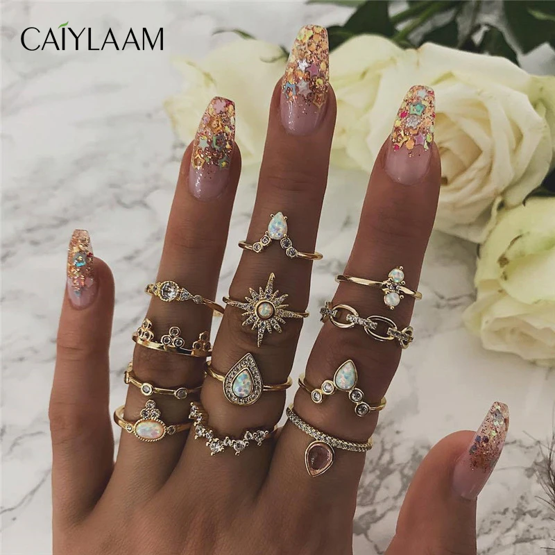 CAIYLAAM 12 Pcs/set Bohemian Vintage Crown Water Drops Stars Geometric Crystal Ring Set Women Ring Set Party Jewelry Gift Female
CAIYLAAM 12 Pcs/set Bohemian Vintage Crown Water Drops Stars Geometric Crystal Ring Set Women Ring Set Party Jewelry Gift Female